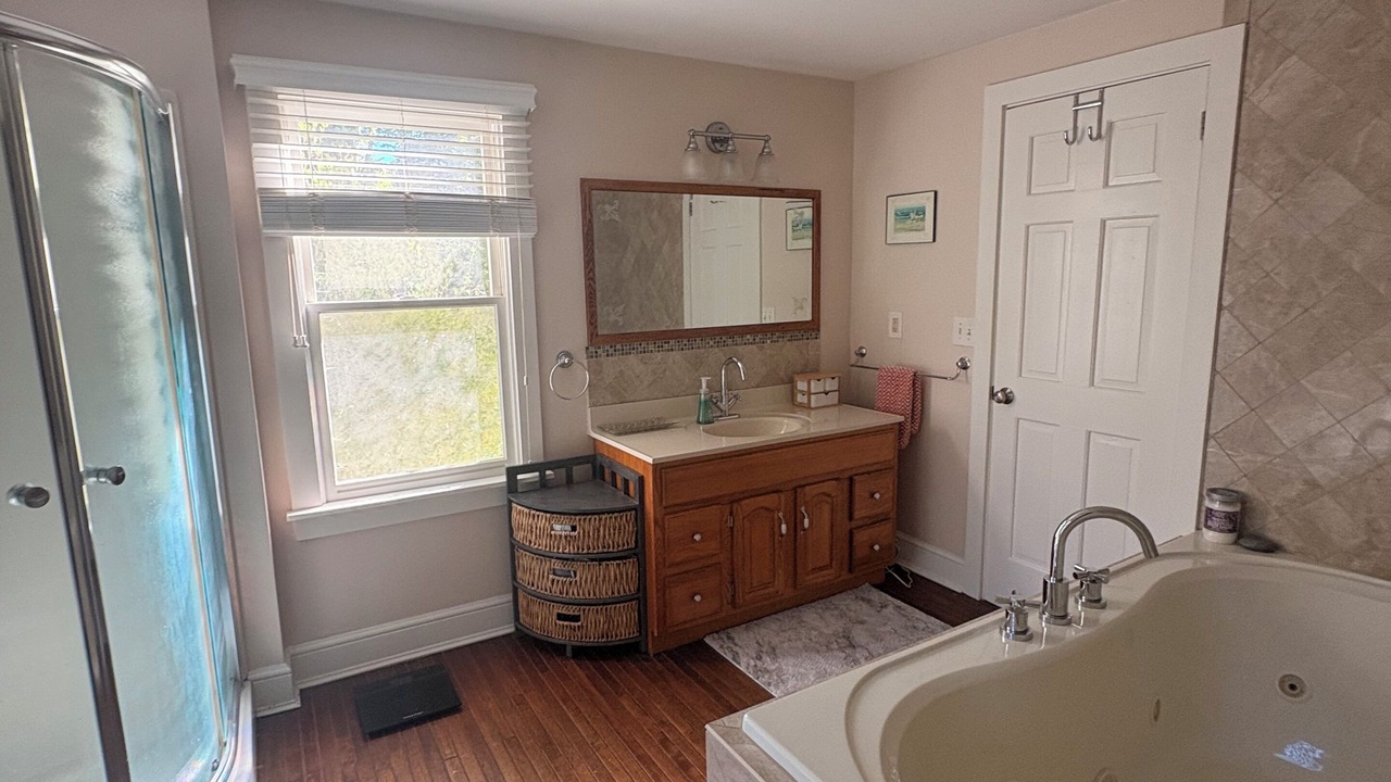 Photo of Bathroom in Hatchville