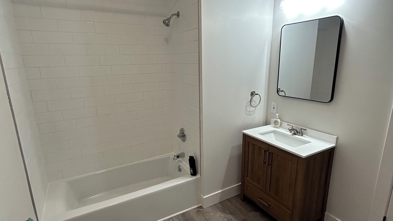 Photo of Bathroom in Downtown Niagara Falls