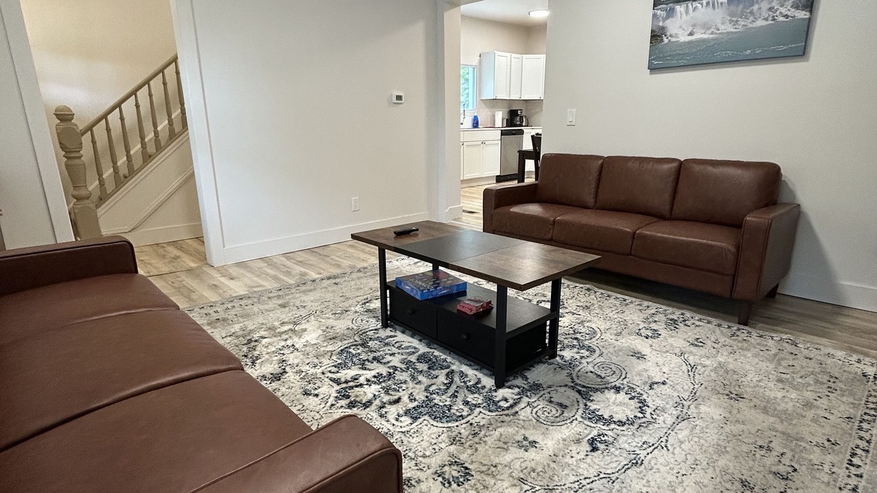 Photo of Livingroom in Downtown Niagara Falls
