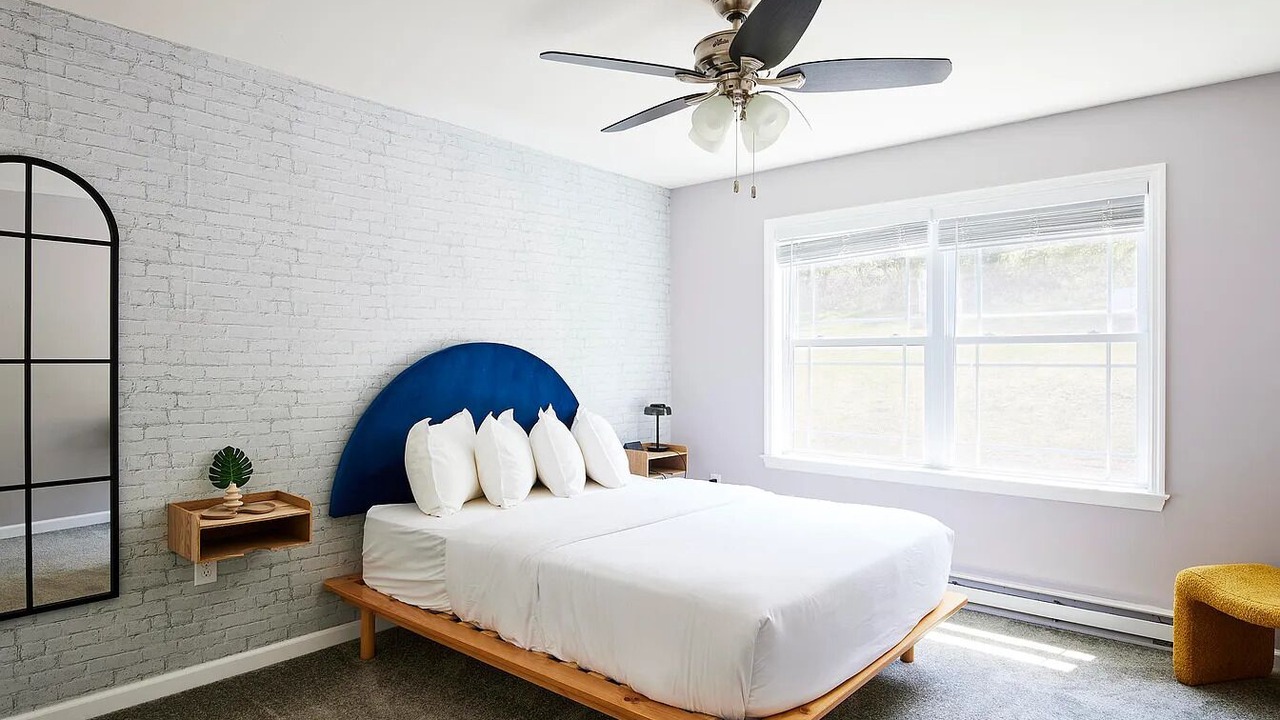Photo of Bedroom in Parksville