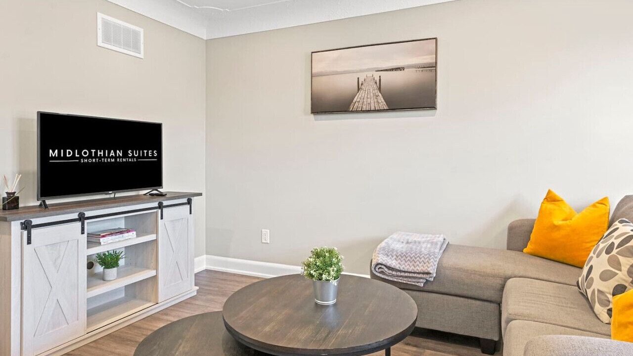 Photo of Livingroom in Burlington