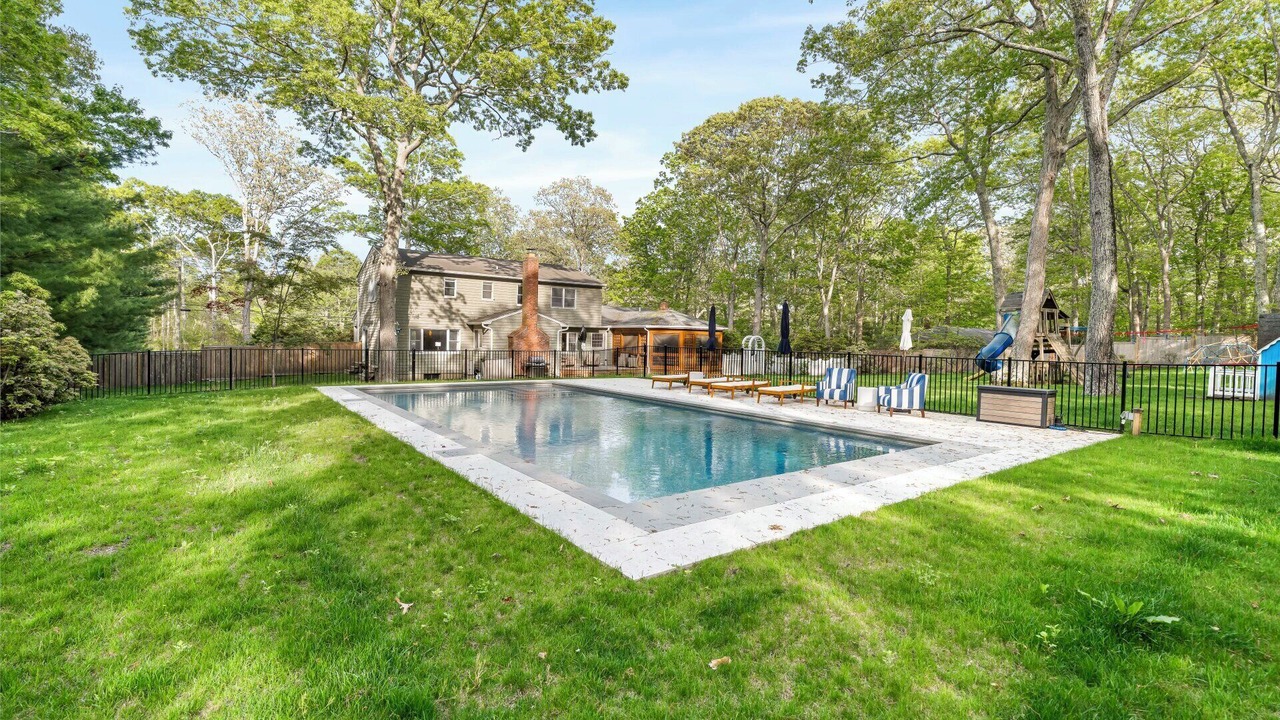 Photo of Outdoor in Silver Beach