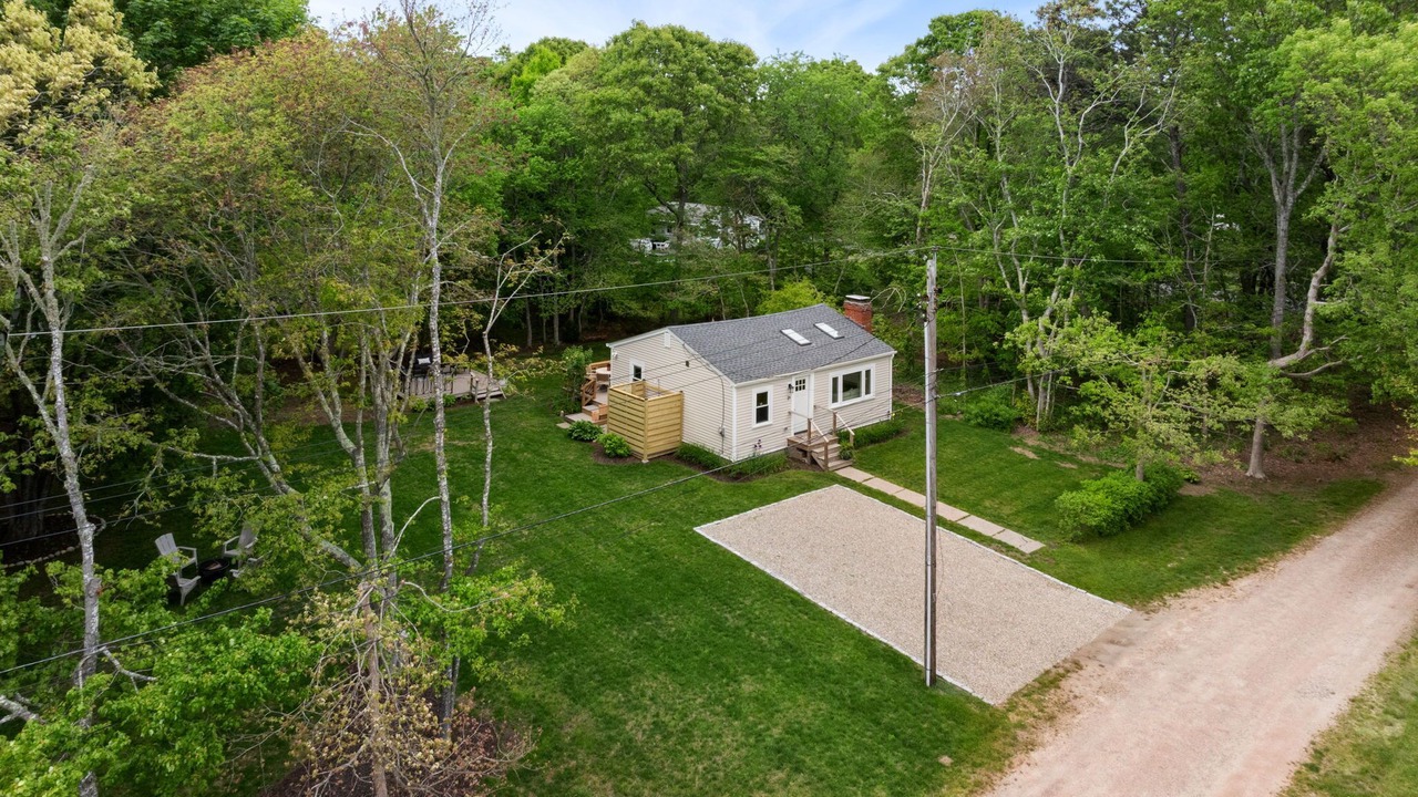 Photo of Outdoor in Kenyon