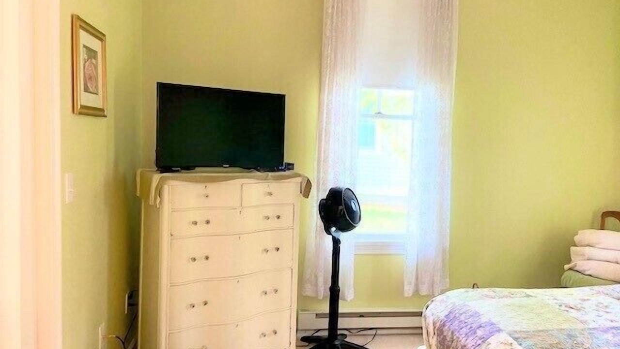 Photo of Bedroom in Summer Village