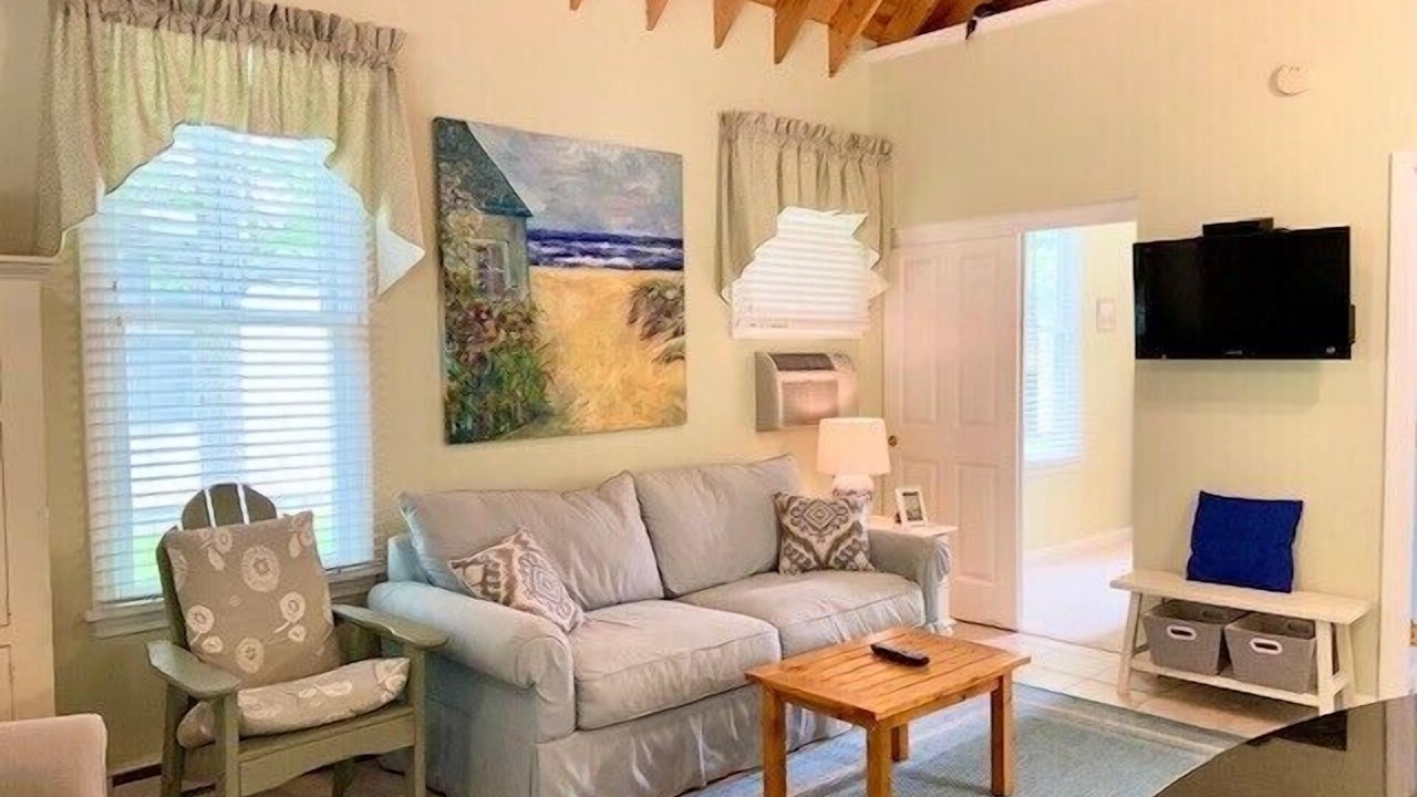 Photo of Livingroom in Summer Village
