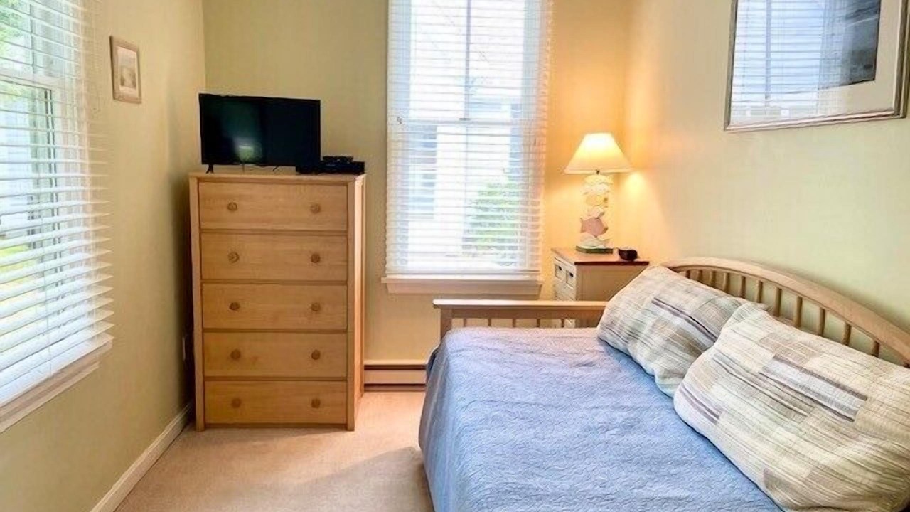 Photo of Bedroom in Summer Village