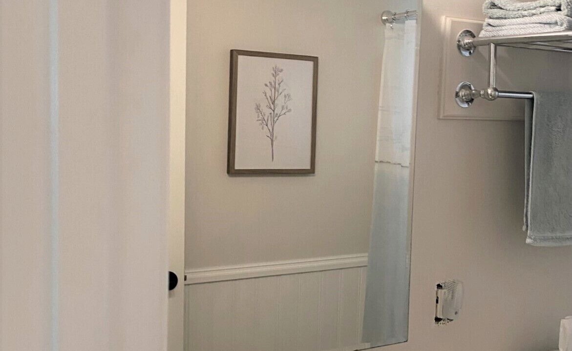 Photo of Bathroom in Summer Village