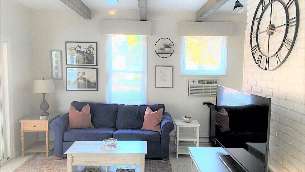 Photo of Livingroom in Summer Village