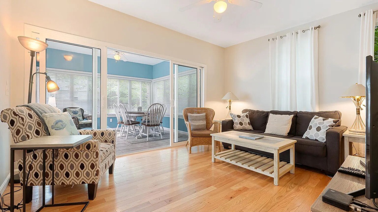 Photo of Livingroom in Summer Village