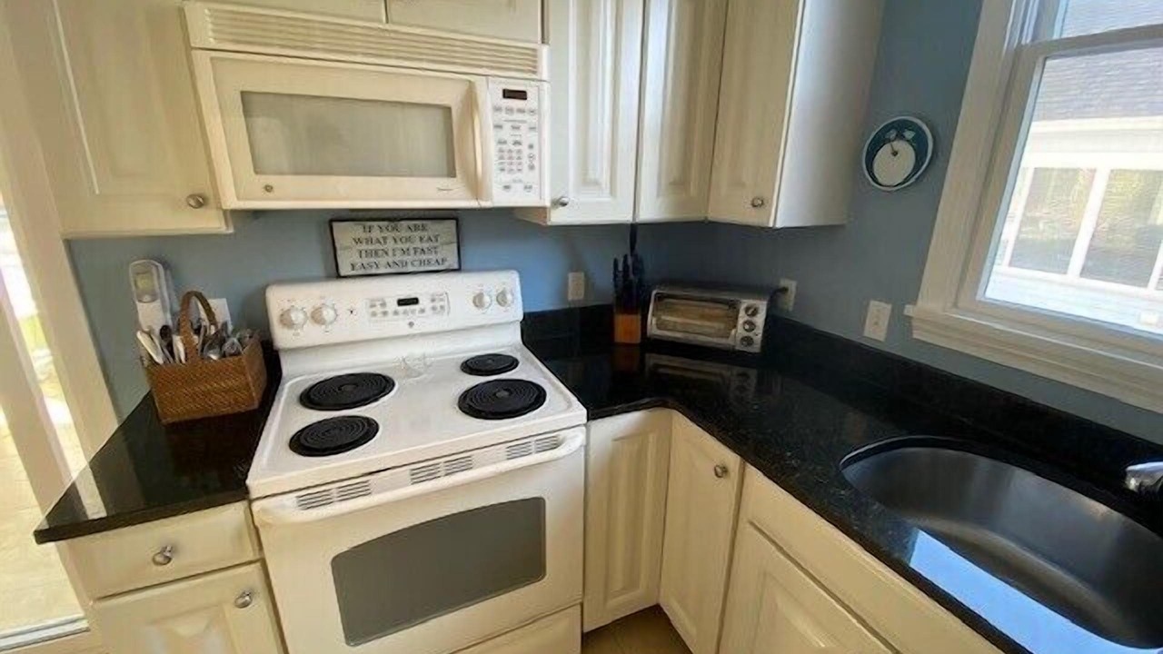 Photo of Kitchen in Summer Village