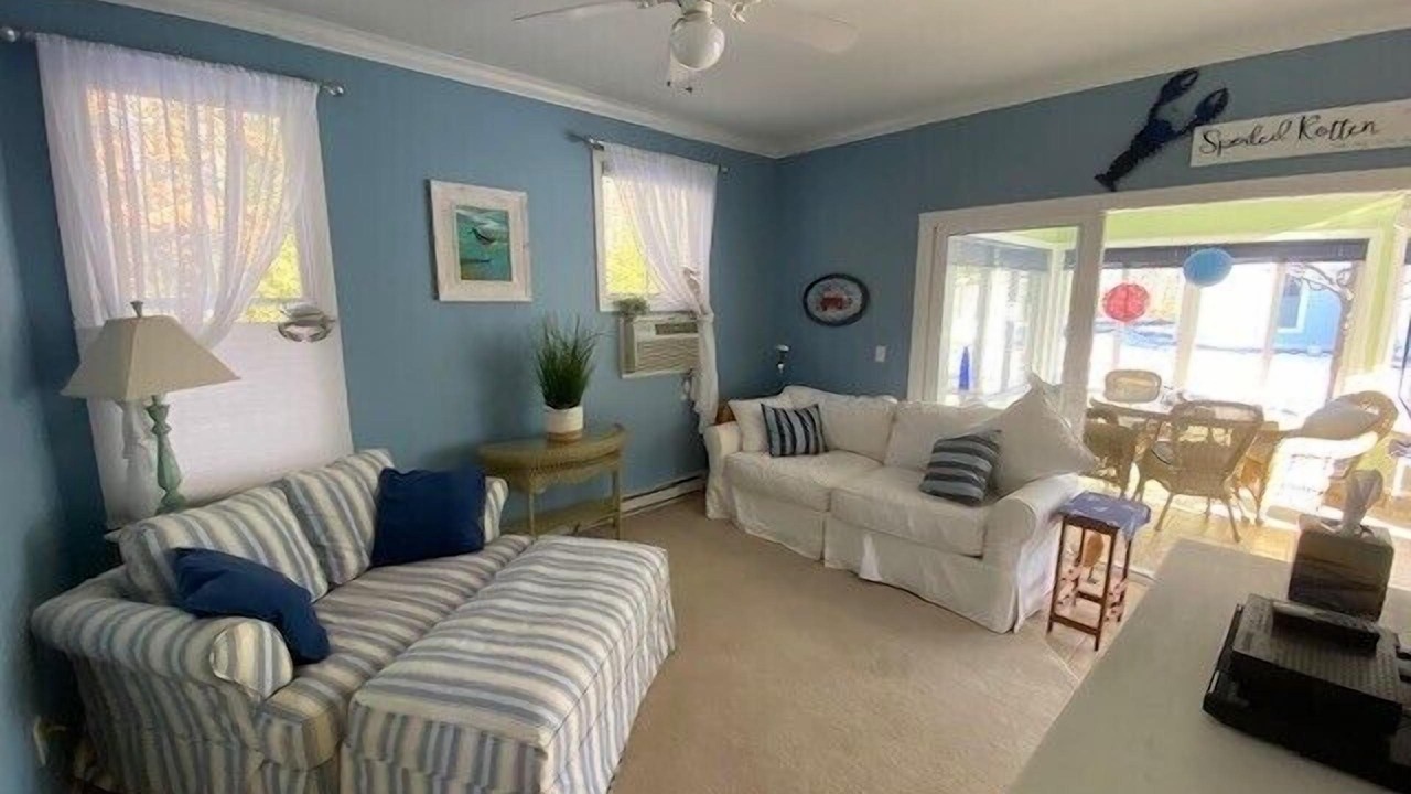 Photo of Livingroom in Summer Village