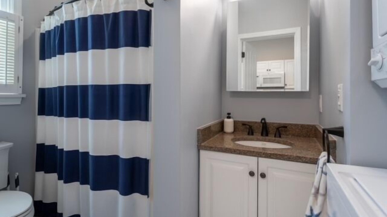 Photo of Bathroom in Summer Village