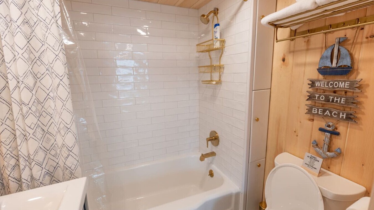 Photo of Bathroom in Wells Beach