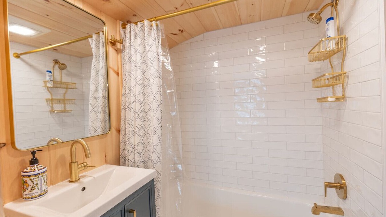 Photo of Bathroom in Wells Beach