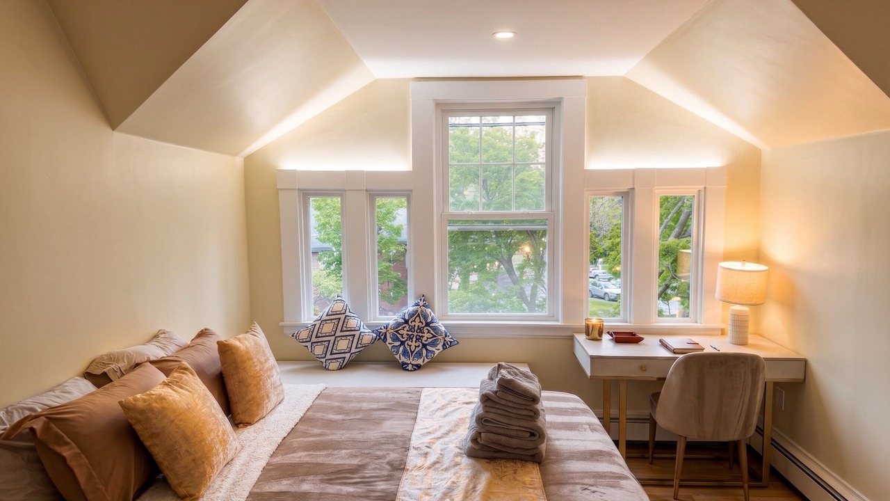 Photo of Bedroom in Mid-Cambridge