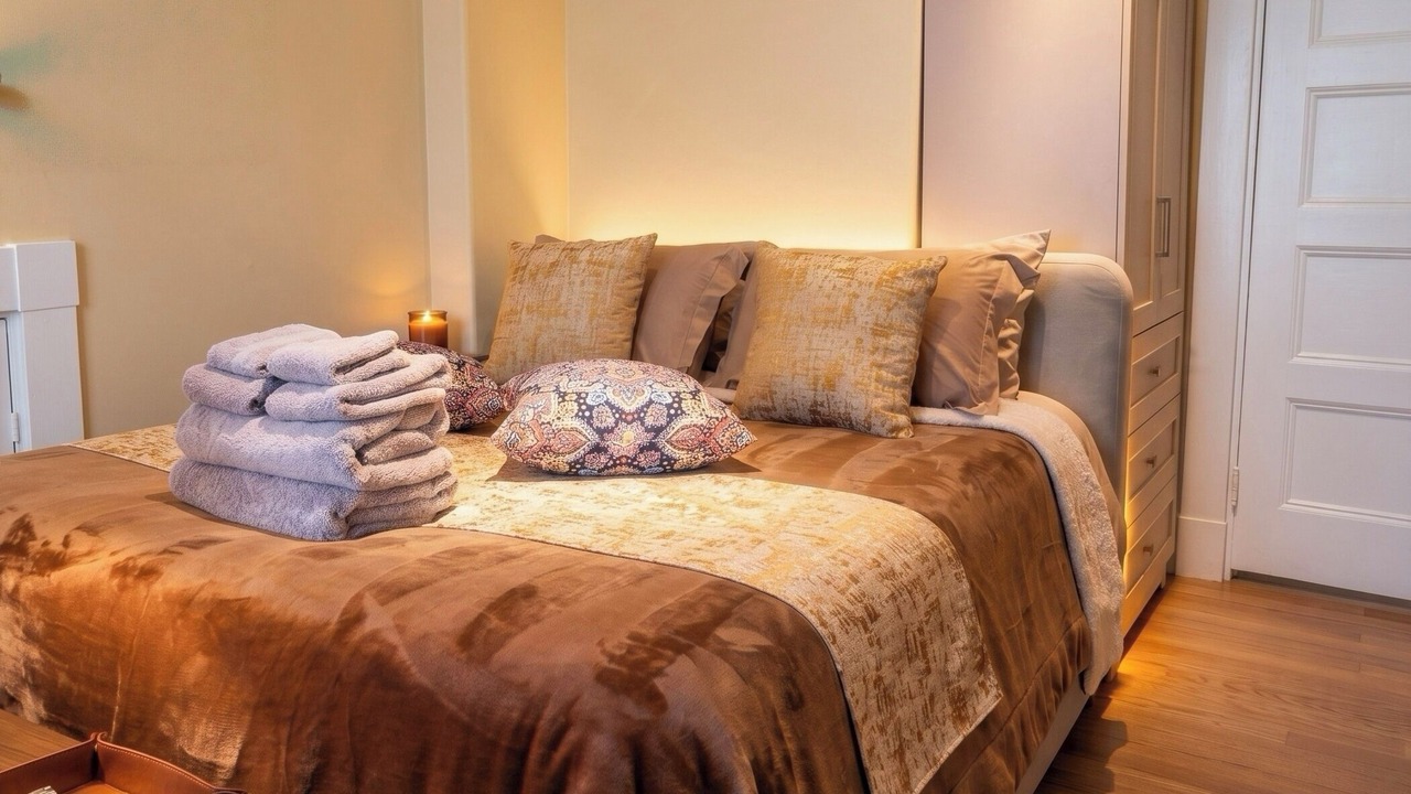 Photo of Bedroom in Mid-Cambridge