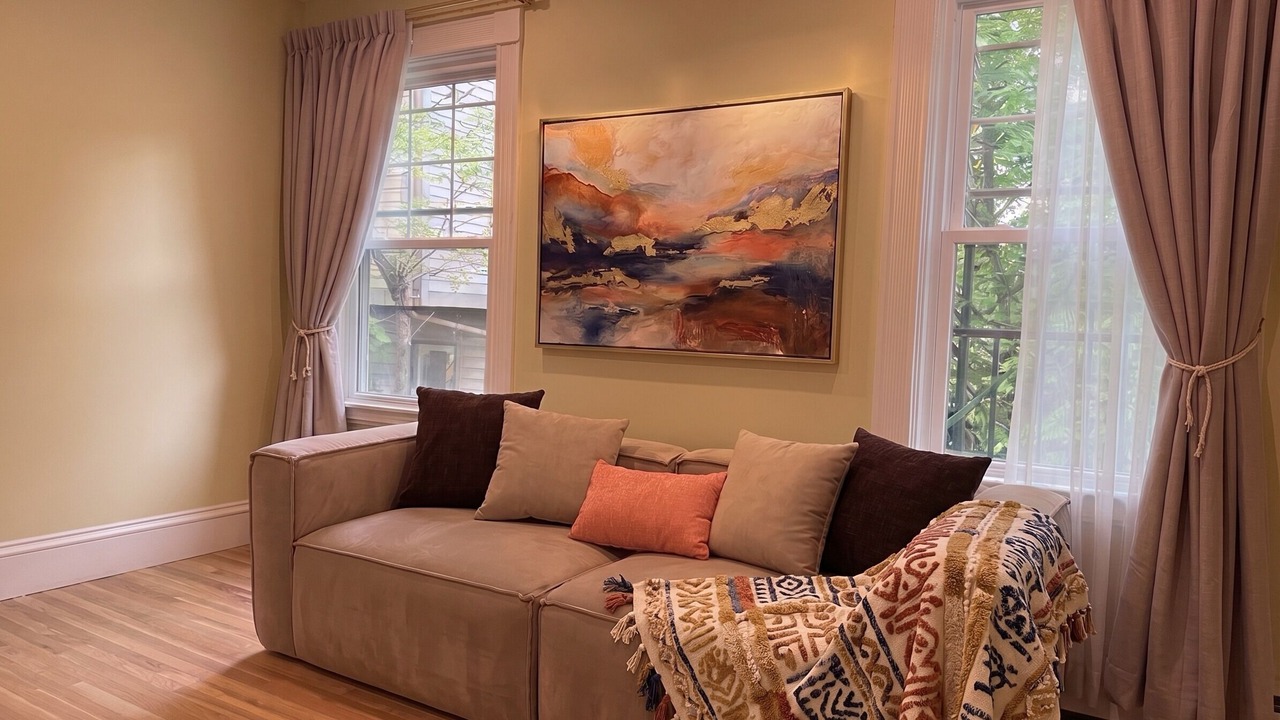 Photo of Livingroom in Mid-Cambridge