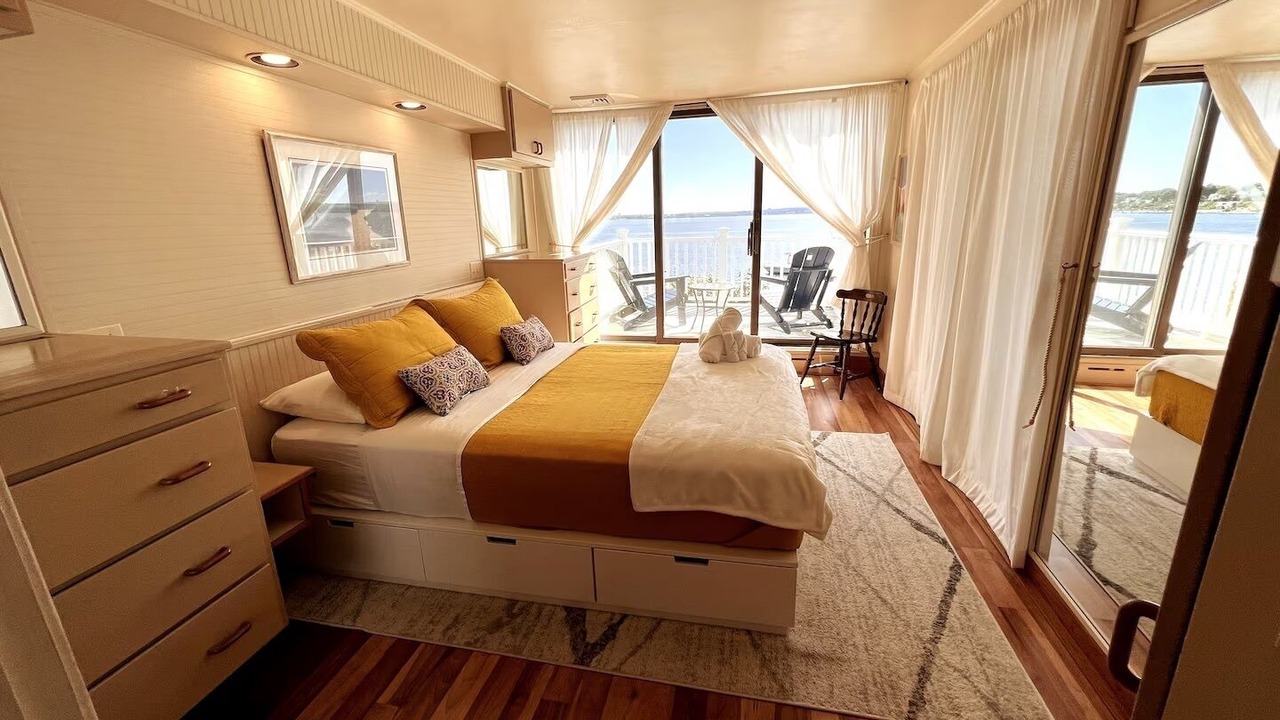 Photo of Bedroom in Bristol