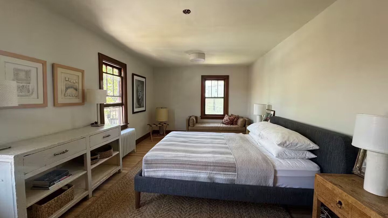Photo of Bedroom in Hudson