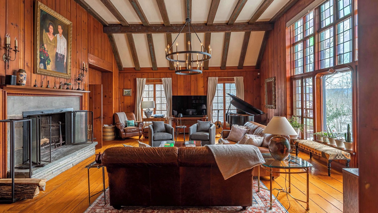 Photo of Livingroom in Rowland