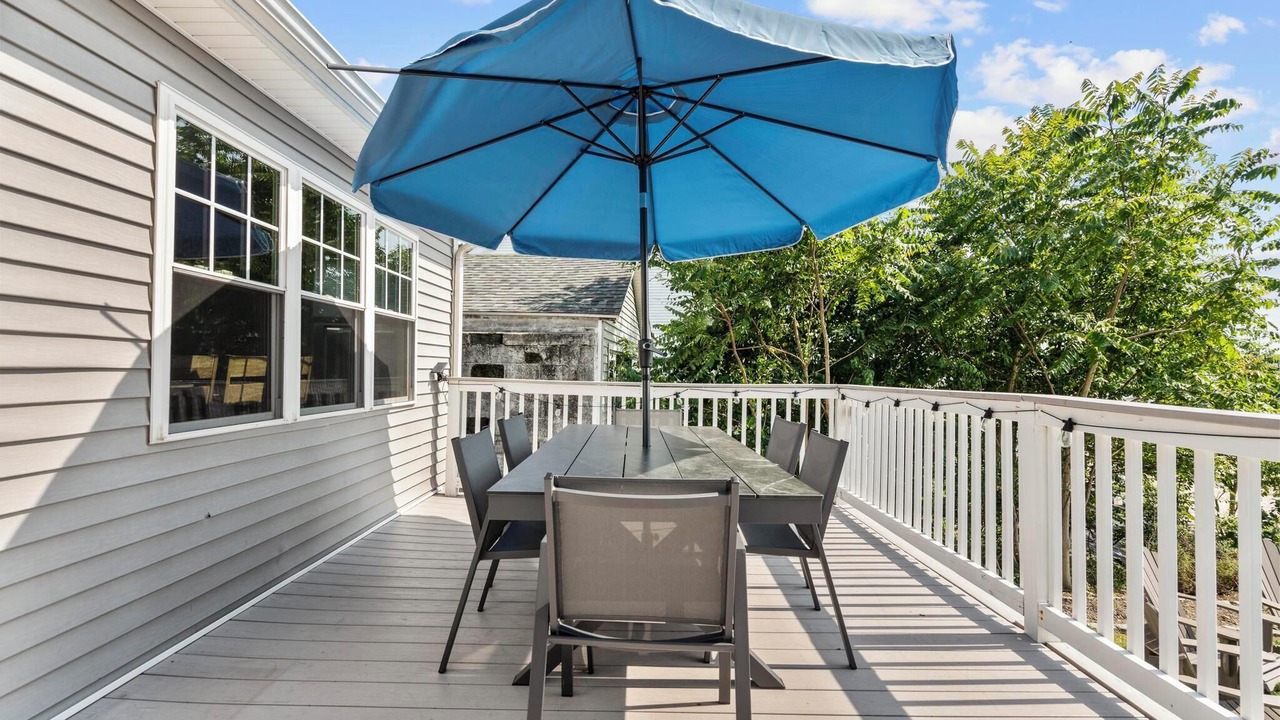 Photo of Outdoor in East Shore