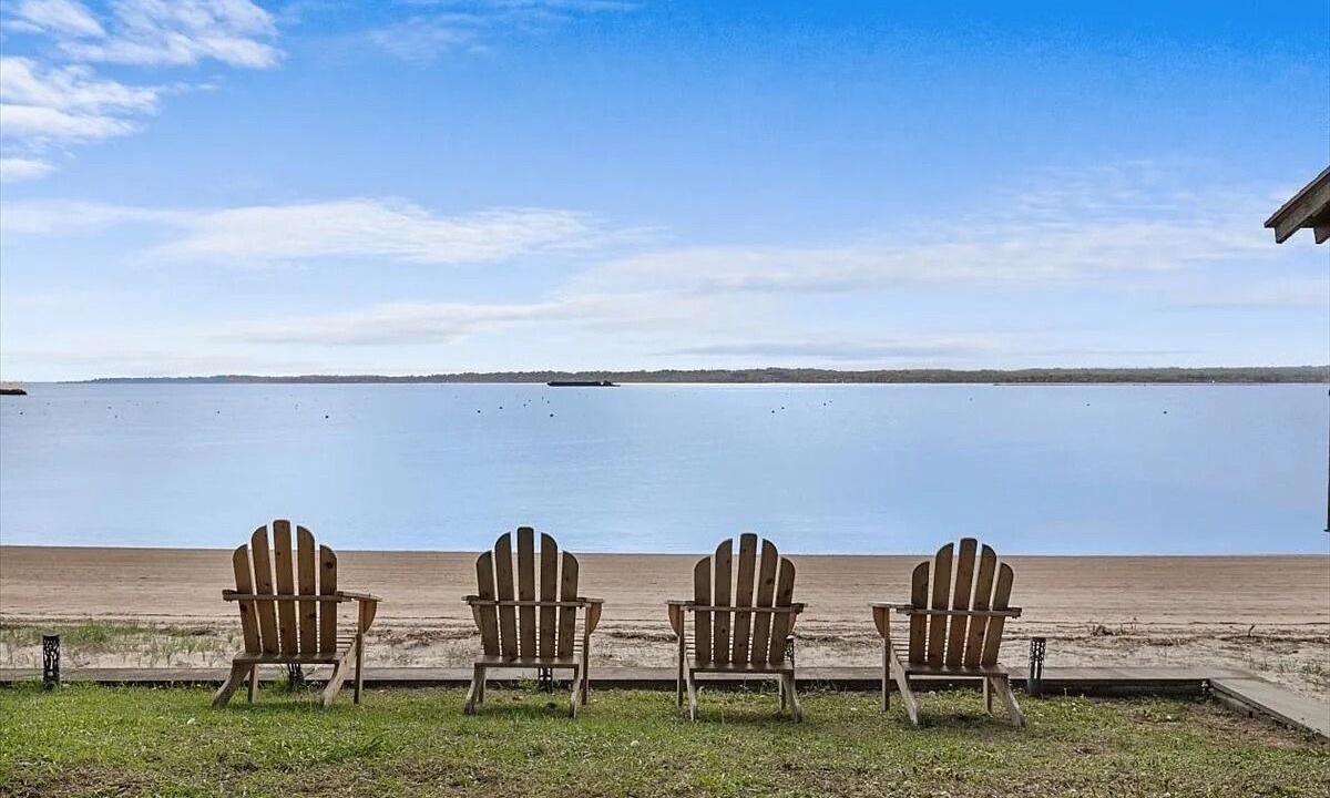 Photo of Outdoor in East Shore