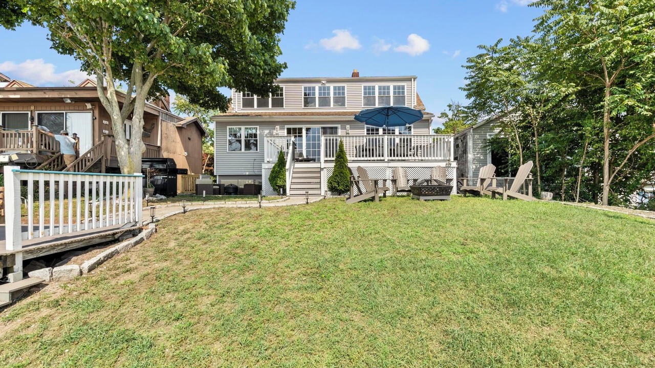 Photo of Outdoor in East Shore