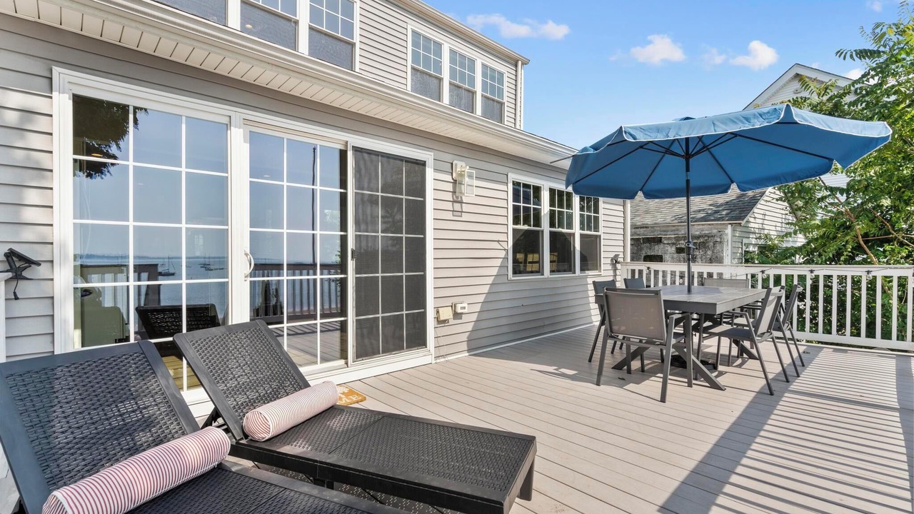 Photo of Outdoor in East Shore