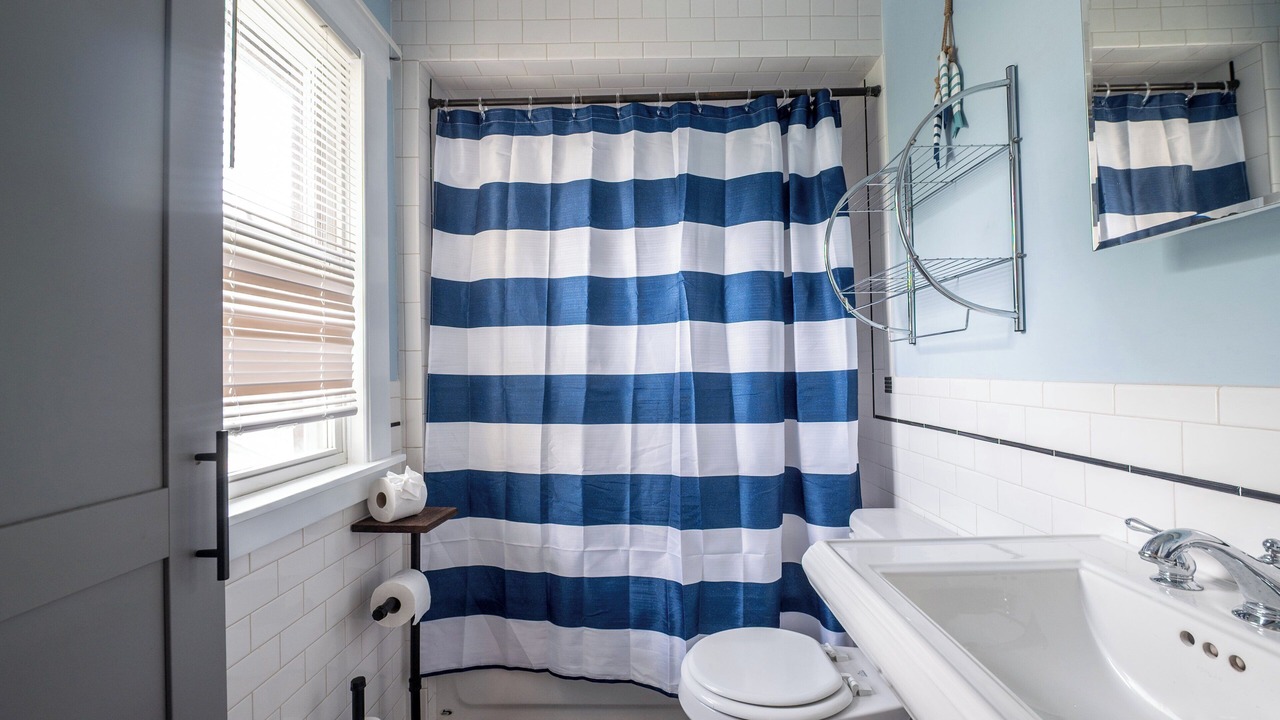 Photo of Bathroom in East Shore