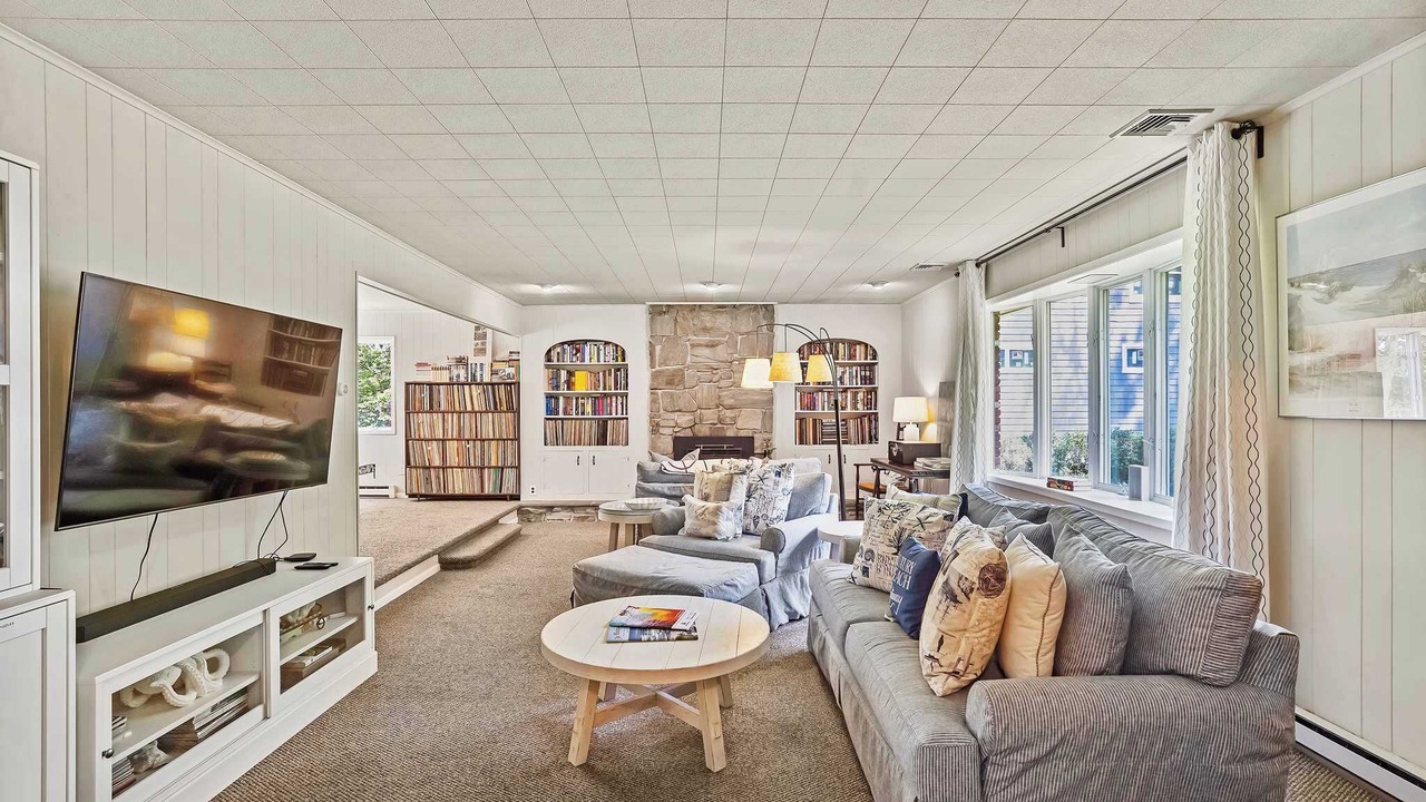 Photo of Bedroom in Southold