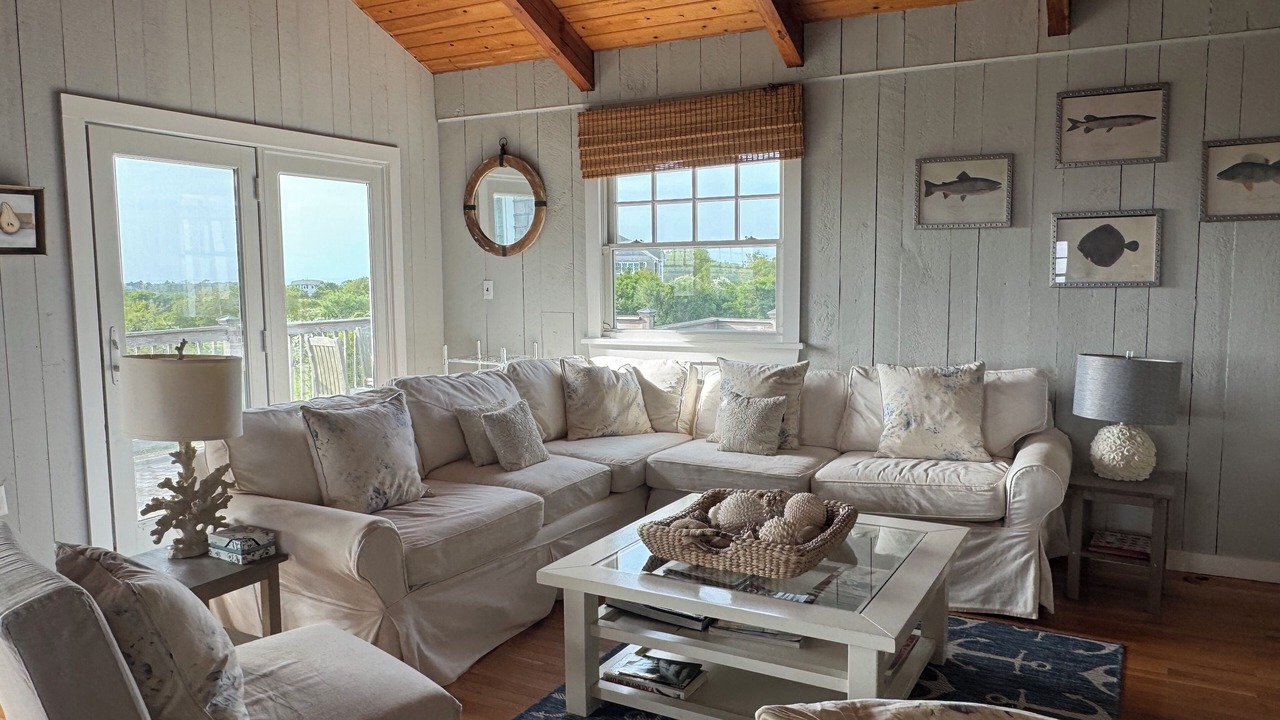 Photo of Livingroom in Block Island