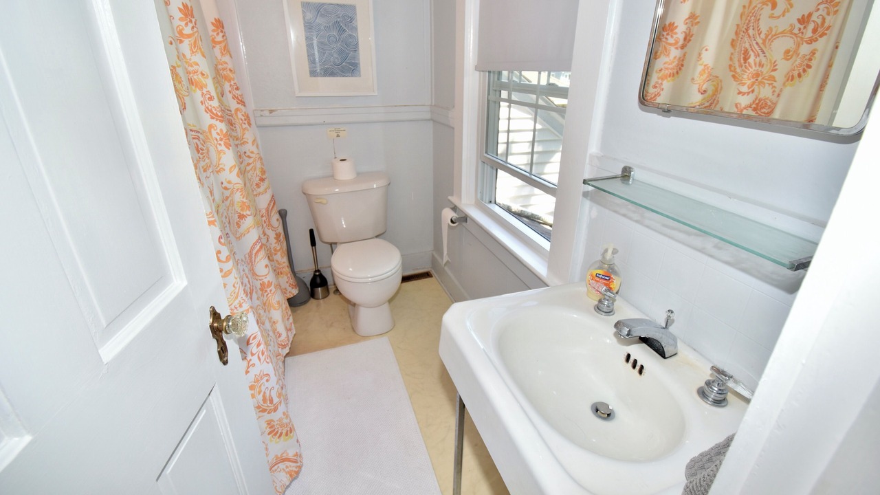 Photo of Bathroom in Misquamicut