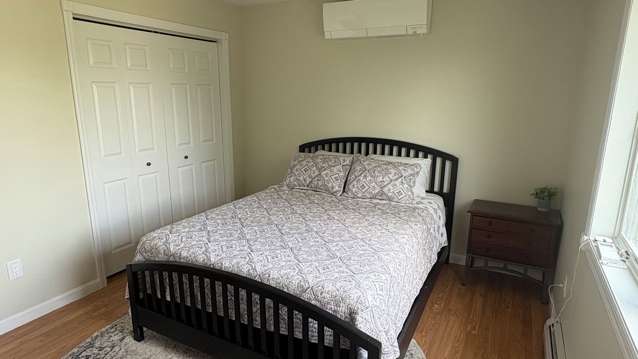 Photo of Bedroom in Alburg
