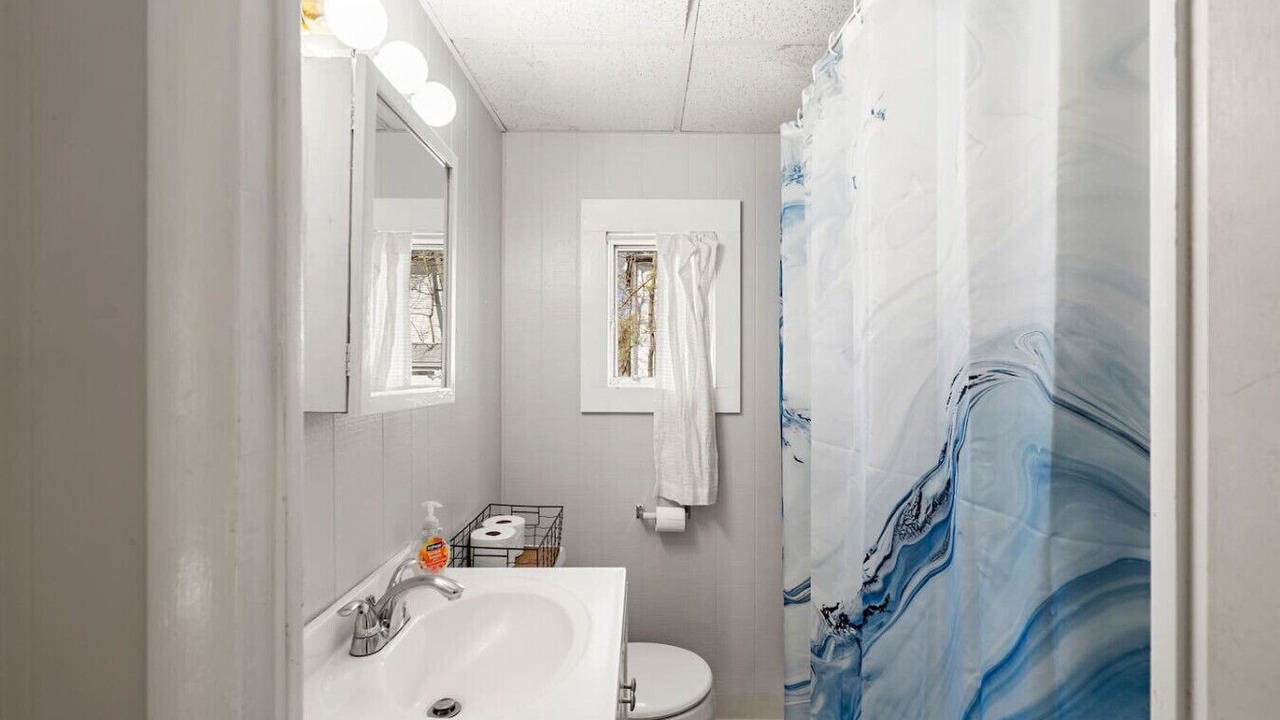 Photo of Bathroom in Dover