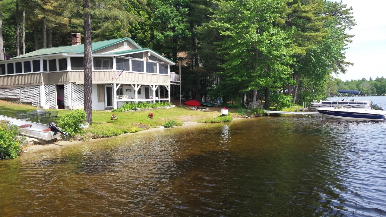 Photo of Outdoor in Gray
