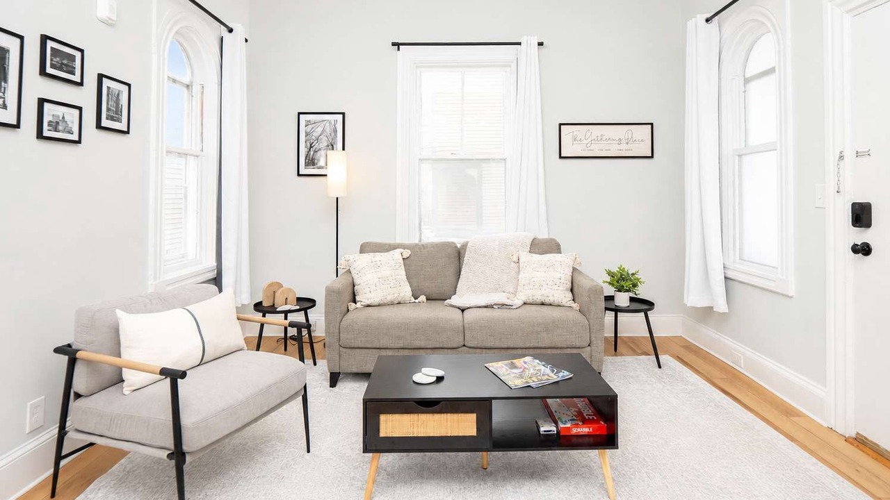 Photo of Livingroom in Federal Hill