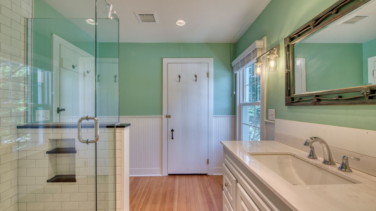 Photo of Bathroom in Greenport