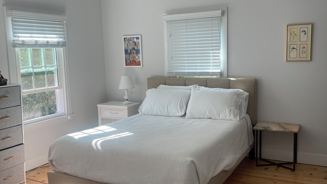 Photo of Bedroom in Greenport