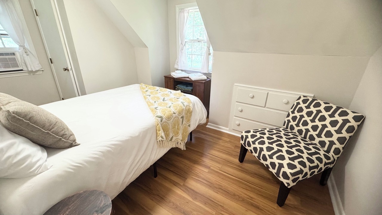 Photo of Bedroom in Mashpee