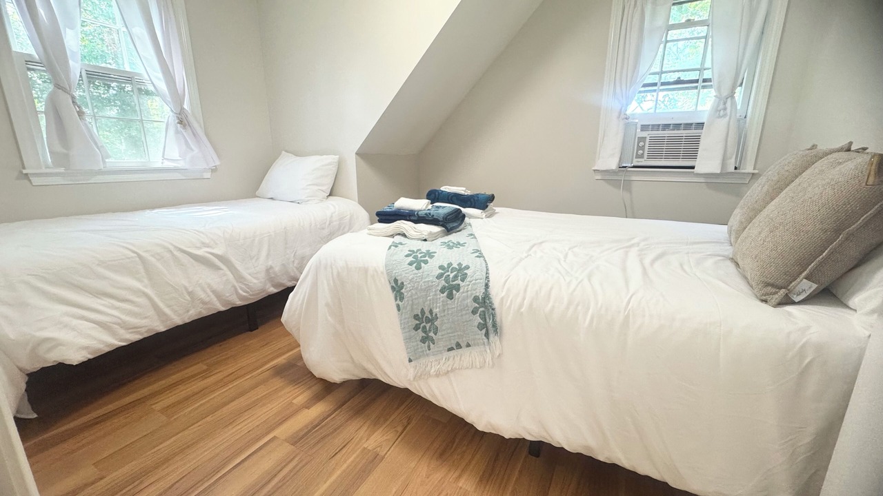 Photo of Bedroom in Mashpee