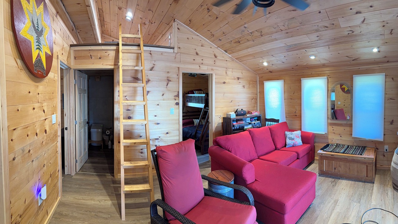 Photo of Livingroom in South Glengarry