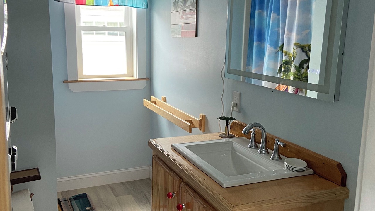 Photo of Bathroom in Old Orchard Beach