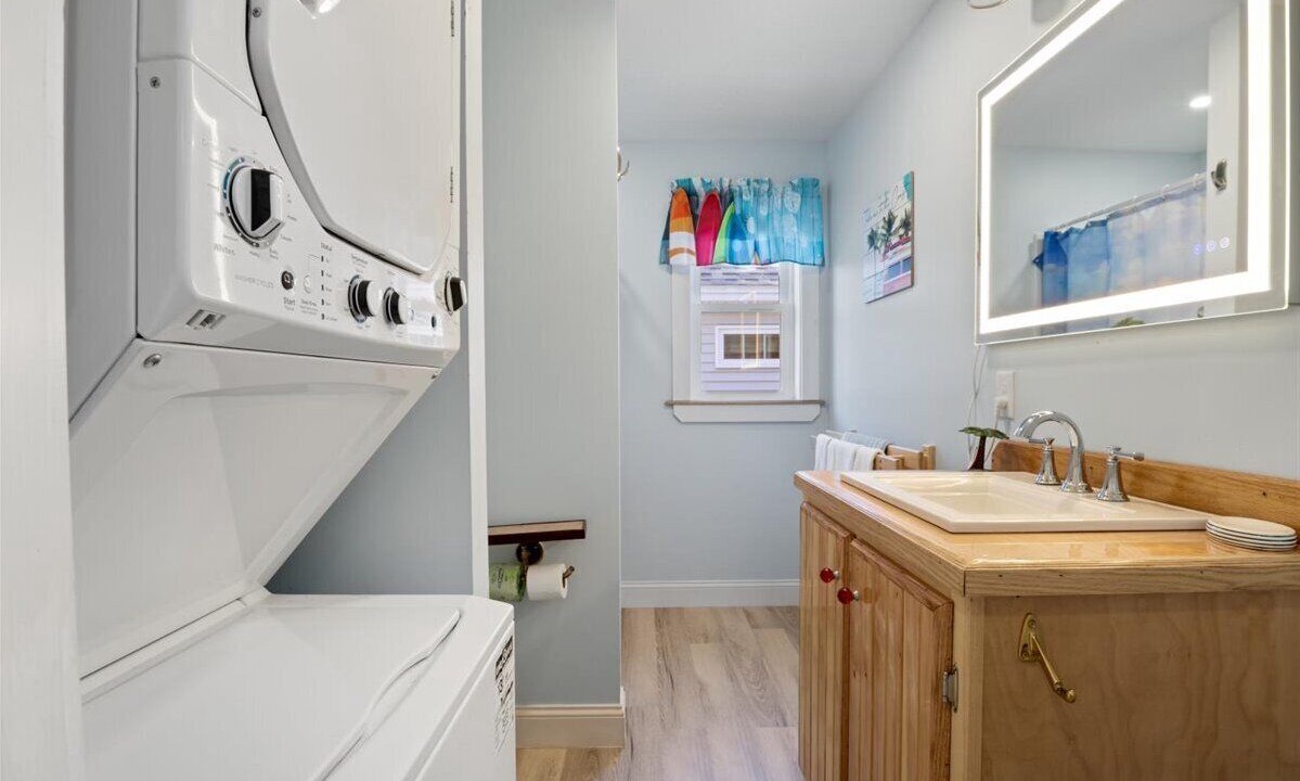 Photo of Bathroom in Old Orchard Beach