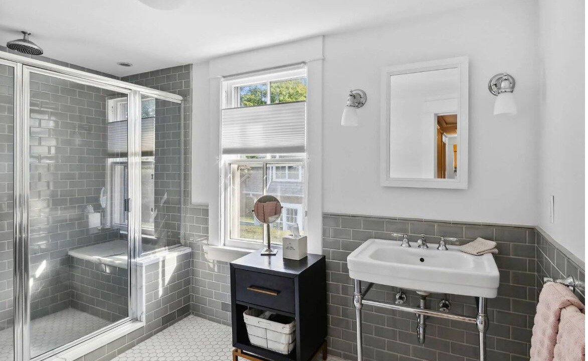 Photo of Bathroom in Village of Southampton