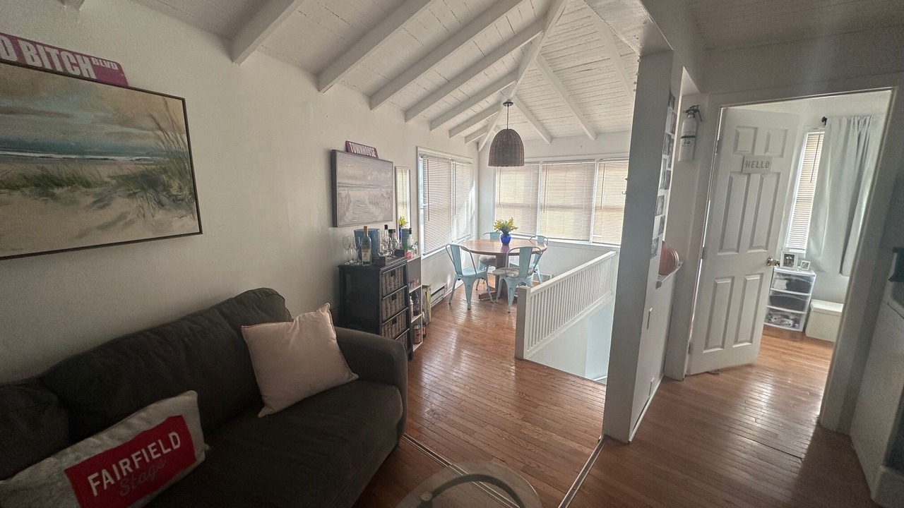 Photo of Livingroom in Fairfield
