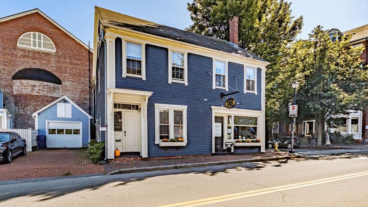 Photo of Outdoor in West End