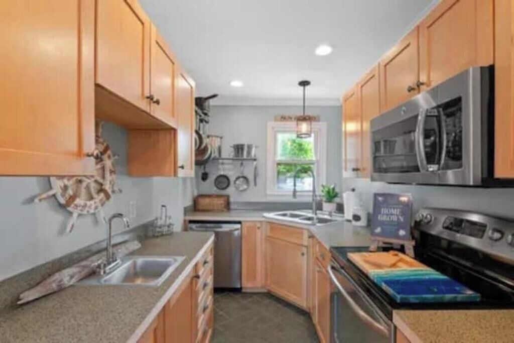 Photo of Kitchen in East Lyme