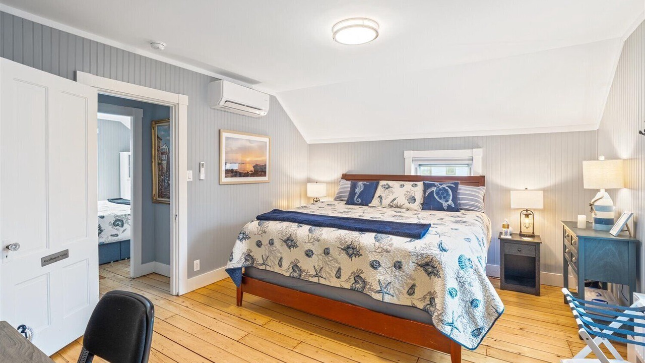 Photo of Bedroom in Tiverton