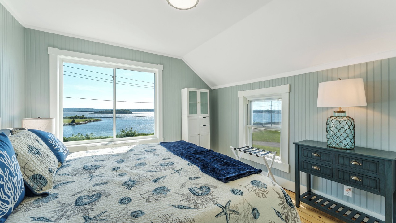 Photo of Bedroom in Tiverton