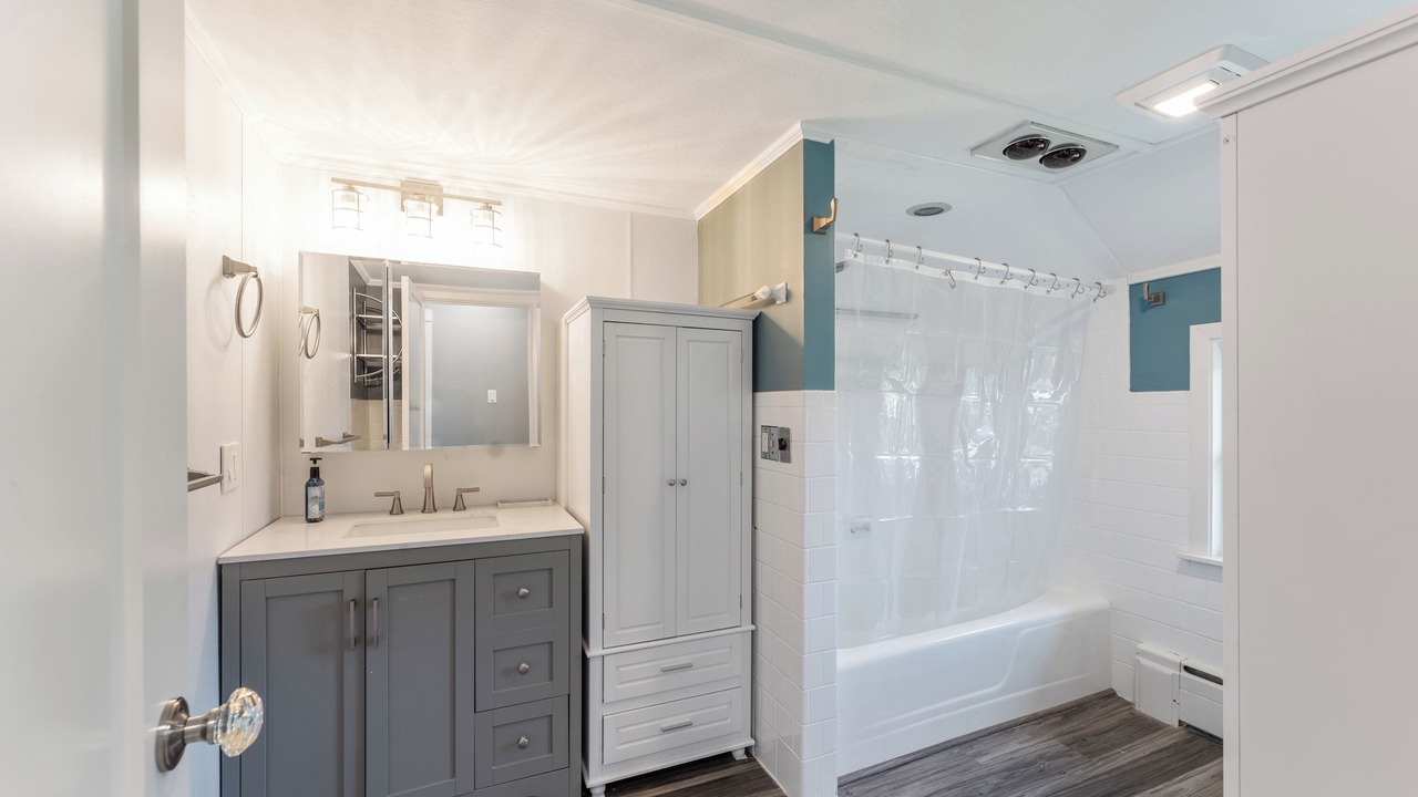 Photo of Bathroom in Tiverton